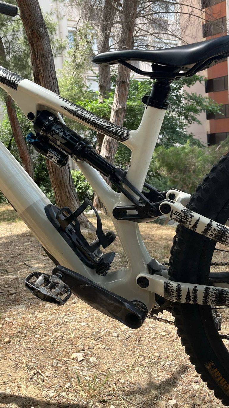 Used Specialized Stumpjumper EVO Expert - SRAM GX Eagle AXS, FOX Performance Elite 2023 2023 Mountainbike, White, 29 — image 21 of 29