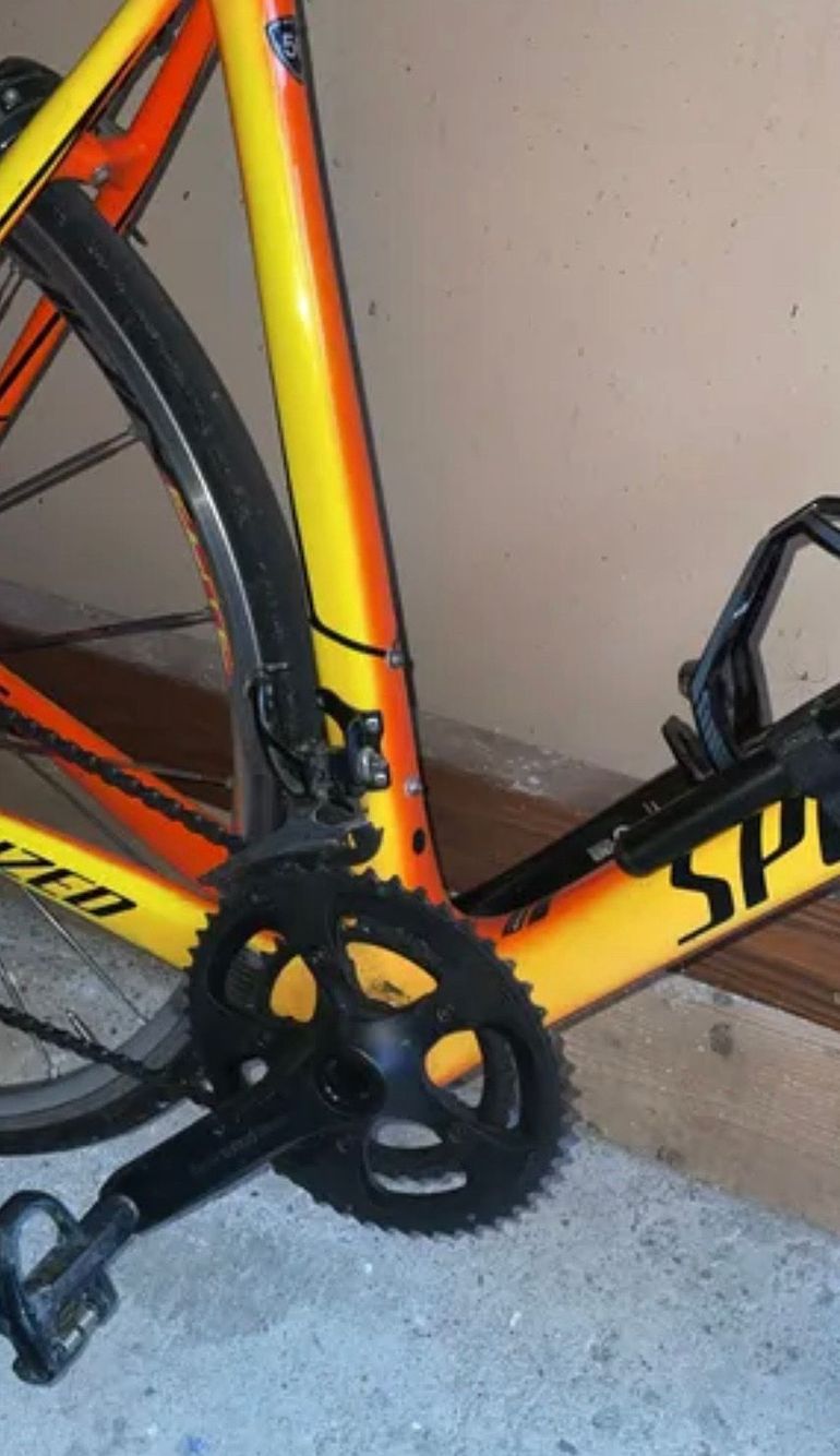 Used Specialized Tarmac Shimano 105 2017 Road & Gravel, Orange — image 3 of 7