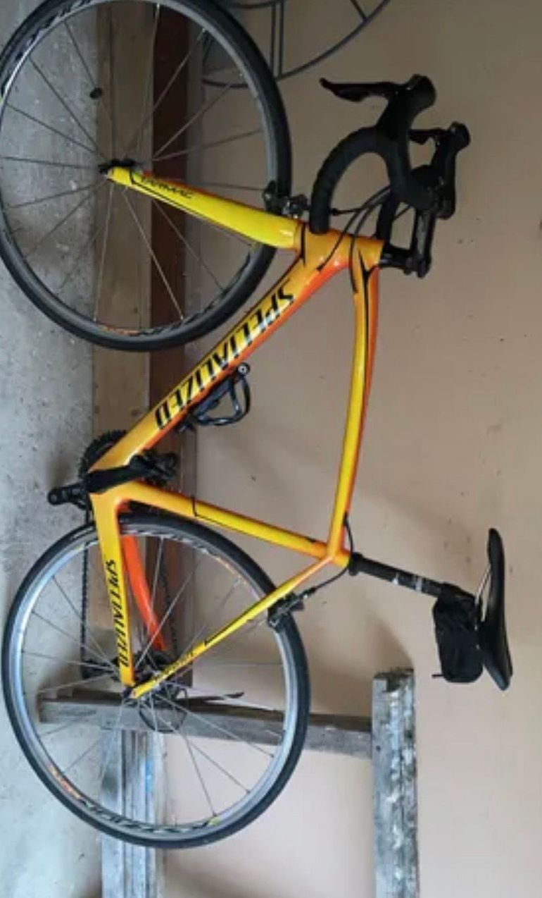 Used Specialized Tarmac Shimano 105 2017 Road & Gravel, Orange — image 7 of 7