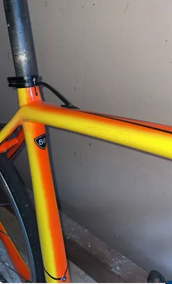 Used Specialized Tarmac Shimano 105 2017 Road & Gravel, Orange — image 4 of 7
