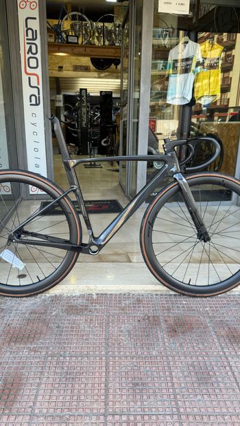 Light Carbon, Light Carbon Custom Frameset