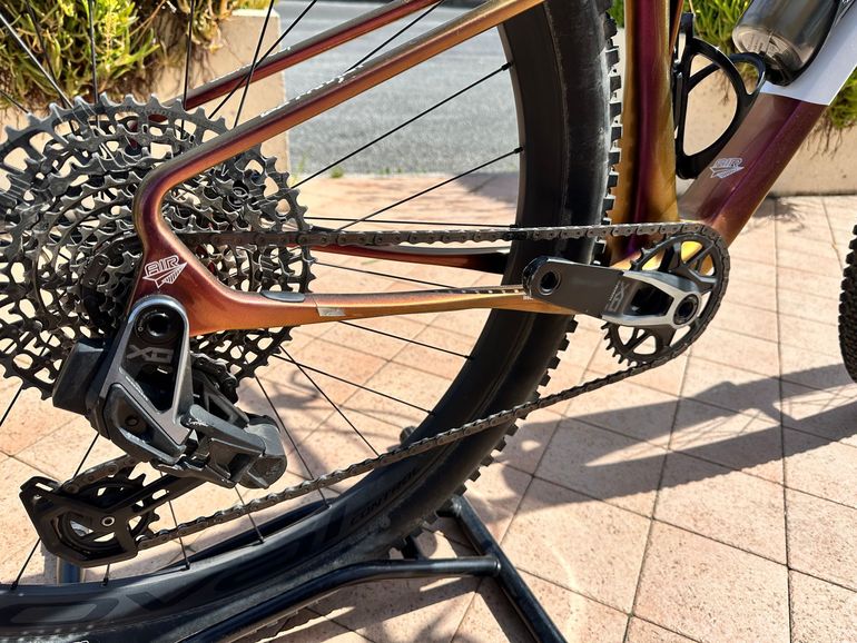 Used Lee Cougan Lee Cougan Custom Sram Eagle Transmission X0 2024 Mountainbike, Weiß — image 2 of 9