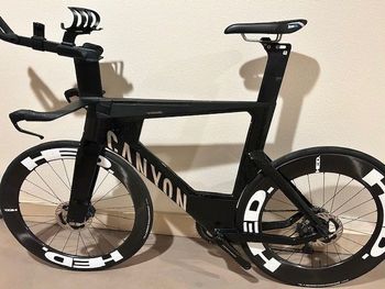 Used Canyon Speedmax CFR Di2 2026 2026 Road & Gravel, Black — image 6 of 6