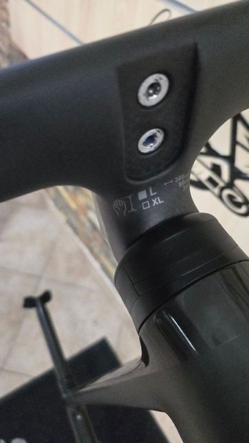 Used Scott Addict Frameset 2021 Road & Gravel, Black — image 9 of 10