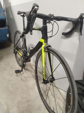 Used Giant TCR Advanced Pro 1 2017 2017 Road & Gravel, Black — image 3 of 7
