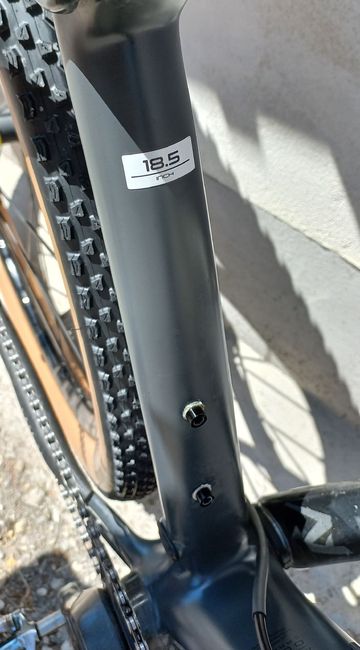 Used Trek Procaliber 9.7 2018 2018 Mountainbike, Light Gray, 27.5, 29 — image 5 of 5