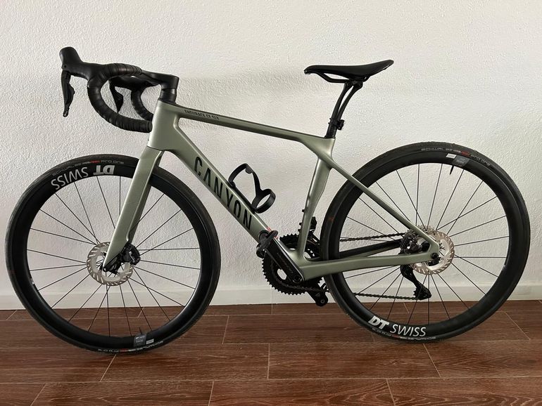 Used Canyon Endurace CF SLX 8 Di2 GRC 2025 2025 Road & Gravel, Grün — image 1 of 6