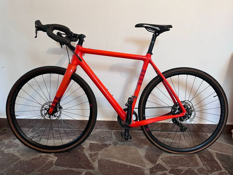 Used Ibis Hakka mx SRAM Rival 2024 Road & Gravel, Rojo — image 1 of 18