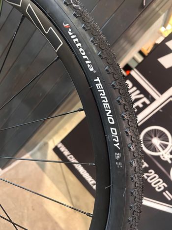Used Wilier Jaroon Shimano GRX 2026 Road & Gravel — image 9 of 9