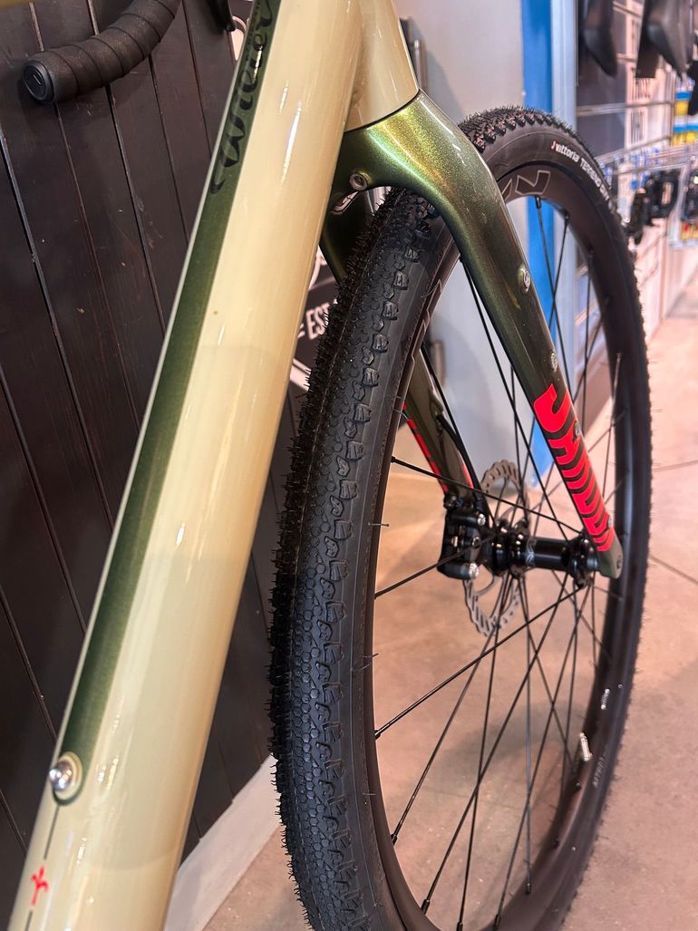 Used Wilier Jaroon Shimano GRX 2026 Road & Gravel — image 5 of 9