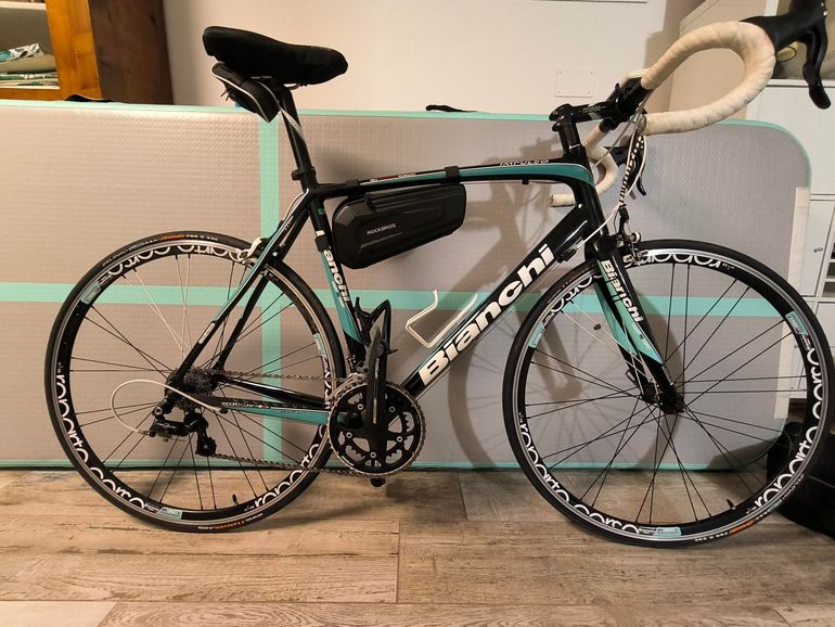 Used Bianchi Impulso 2010 2010 Road & Gravel, Black — image 2 of 4