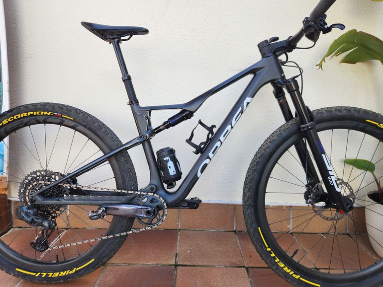 Used Orbea Oiz SRAM GX Eagle 2025 Mountainbike, Schwarz — image 1 of 5