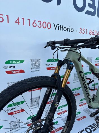 Used Orbea OIZ M10 2022 2022 Mountainbike, Green, 29 — image 17 of 24