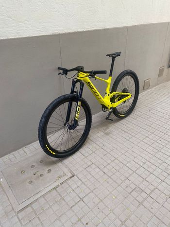 Used Scott Spark 900 EVO 2025 2025 Mountainbike — image 4 of 11