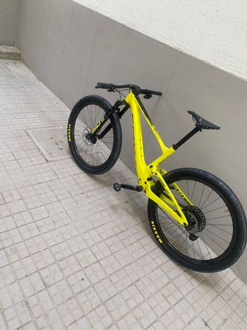 Used Scott Spark 900 EVO 2025 2025 Mountainbike — image 5 of 11