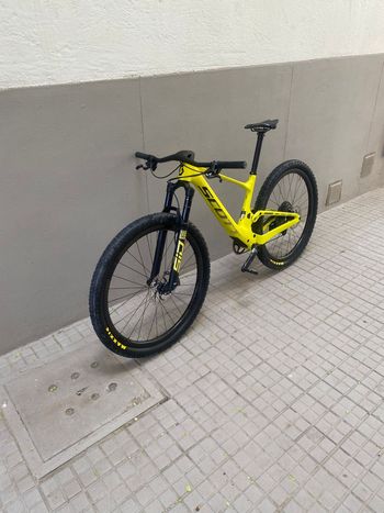 Used Scott Spark 900 EVO 2025 2025 Mountainbike — image 3 of 11