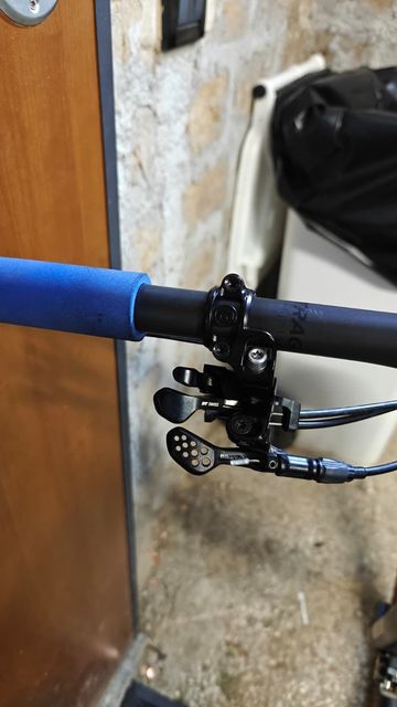 Tweedehands Trek Supercaliber SRAM GX Eagle AXS 2023 Mountainbike — afbeelding 9 van 16