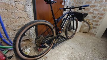 Tweedehands Trek Supercaliber SRAM GX Eagle AXS 2023 Mountainbike — afbeelding 2 van 16