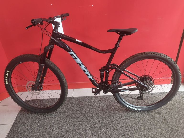 Used Giant Stance SRAM SX Eagle 2025 Mountainbike, Purple — image 2 of 12