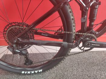 Used Giant Stance SRAM SX Eagle 2025 Mountainbike, Purple — image 3 of 12