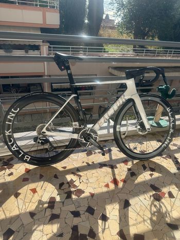 Used Factor Ostro SRAM Red eTap AXS 2025 Road & Gravel