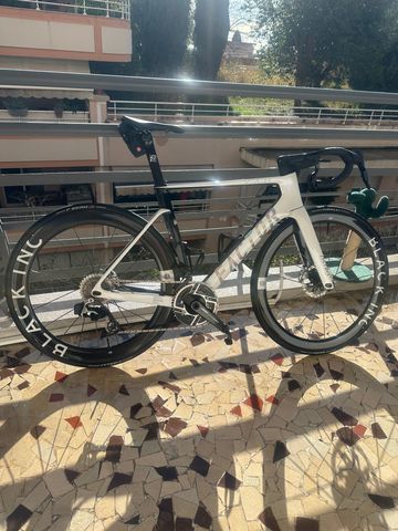 Used Factor Ostro SRAM Red eTap AXS 2025 Road & Gravel, White — image 1 of 8