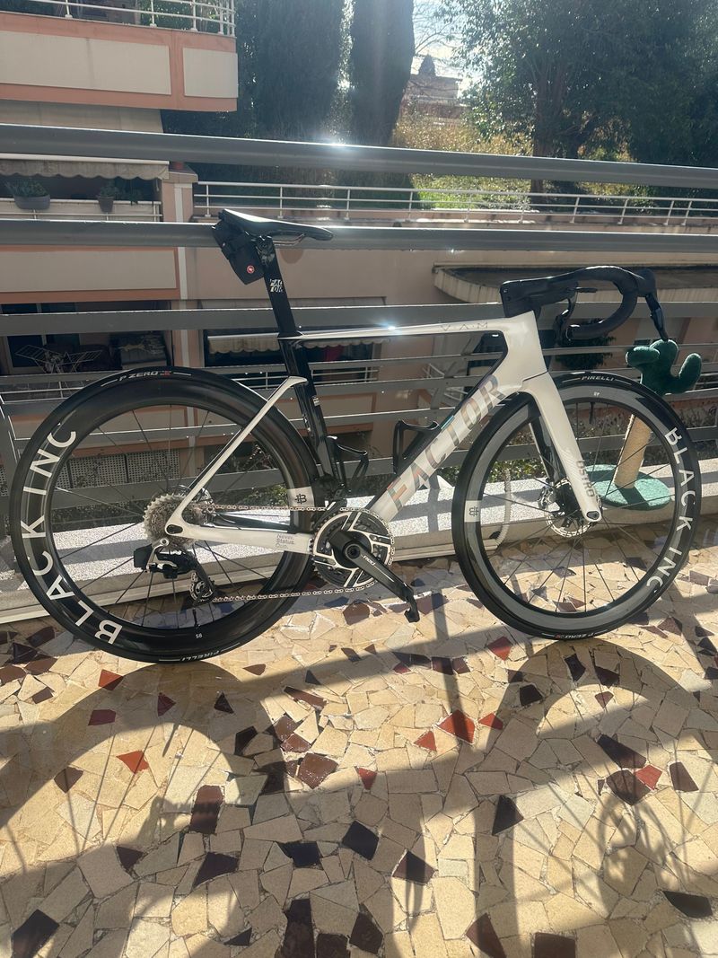 Gebrauchtes Factor Ostro SRAM Red eTap AXS 2025 Road & Gravel