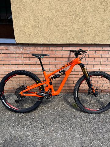 Tweedehands Yeti SB150 T2 2023 2023 MTB