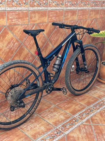Used ktm scarp elite Ktm scarp elite Custom Shimano Deore XT 2022 Mountainbike, Blue — image 3 of 3