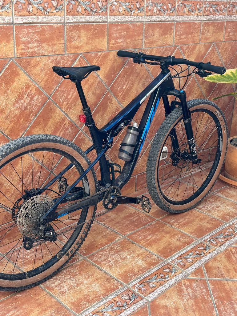 Used ktm scarp elite Ktm scarp elite Custom Shimano Deore XT 2022 Mountainbike, Blue — image 3 of 3