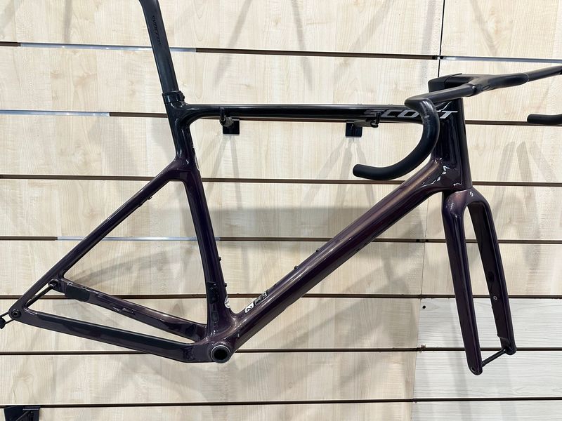 Używany Scott Addict Frameset 2024 Road & Gravel