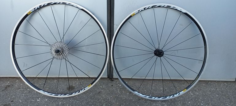 Used Cannondale SuperSix EVO 105 (2018) 2018 Road & Gravel, Black — image 12 of 14