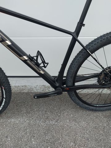 Used SUPERIOR BIKES Custom Shimano SLX 2024 Mountainbike, Black, 29 — image 37 of 49