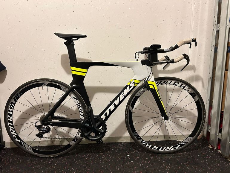 Used Stevens Stevens Custom Shimano Ultegra 2018 Road & Gravel, Black — image 6 of 8