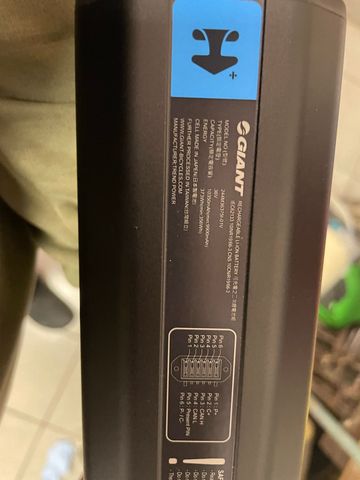 Used Giant Road e+ Shimano 105 2021 Road & Gravel, Light Gray — image 5 of 7