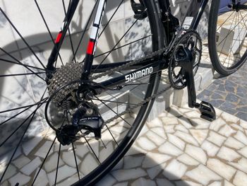 Used Trek Madone 2.1 H2 Compact 2015 2015 Road & Gravel, Black — image 3 of 6
