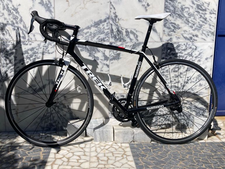 Used Trek Madone 2.1 H2 Compact 2015 2015 Road & Gravel, Black — image 2 of 6