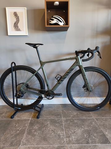 Used Canyon Grizl SRAM Rival 2024 Road & Gravel, Green — image 1 of 10