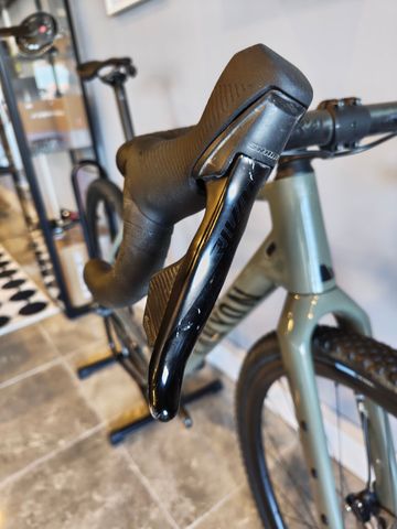 Used Canyon Grizl SRAM Rival 2024 Road & Gravel, Green — image 7 of 10