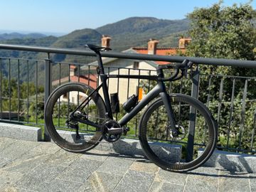 Použité Salvador Custom Shimano Ultegra Di2 2023 Road & Gravel — obrázek 1 z 4
