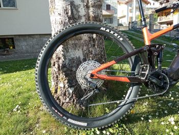 Used Giant Trance X E+ 1 2023 2023 Mountainbike — image 8 of 10
