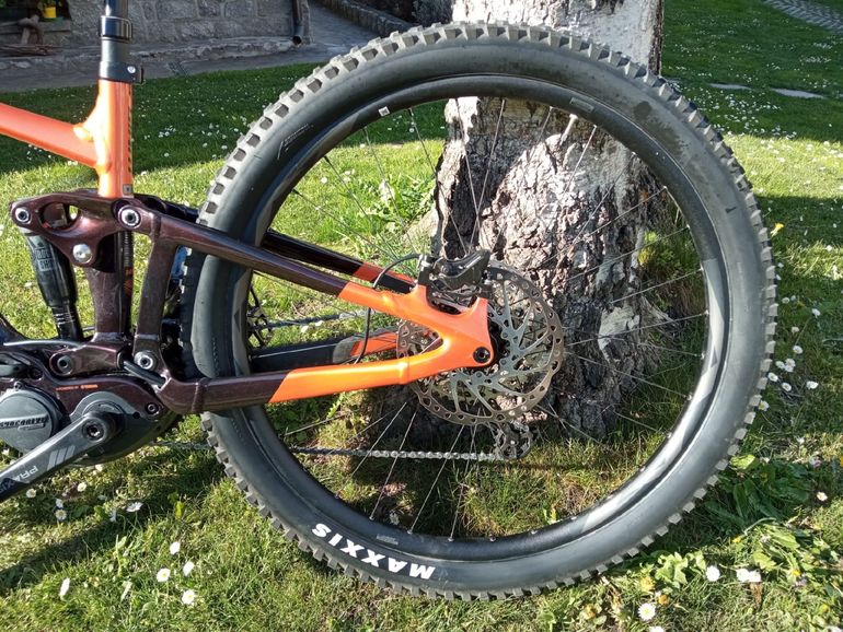 Used Giant Trance X E+ 1 2023 2023 Mountainbike — image 6 of 10