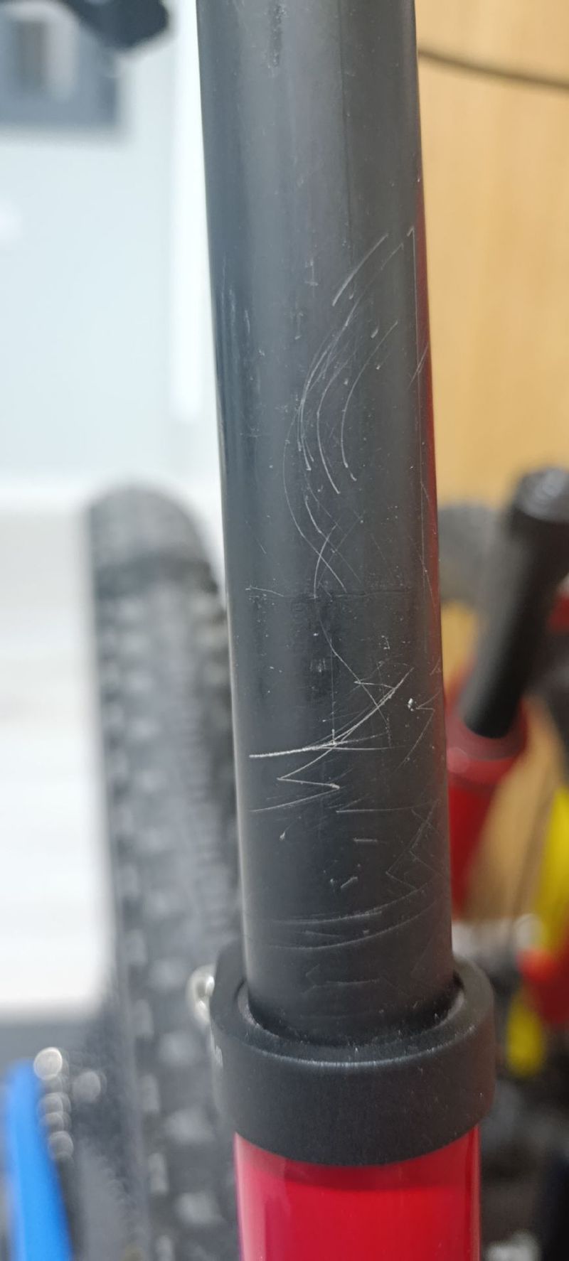 Used Wilier SLR 2025 Mountainbike, Red, 29 — image 20 of 31