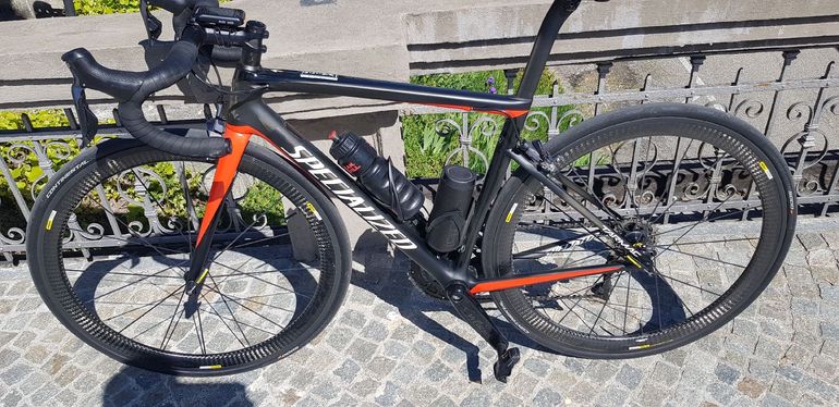 Used Specialized Men's Tarmac Pro 2018 2018 Road & Gravel, Schwarz — image 3 of 16