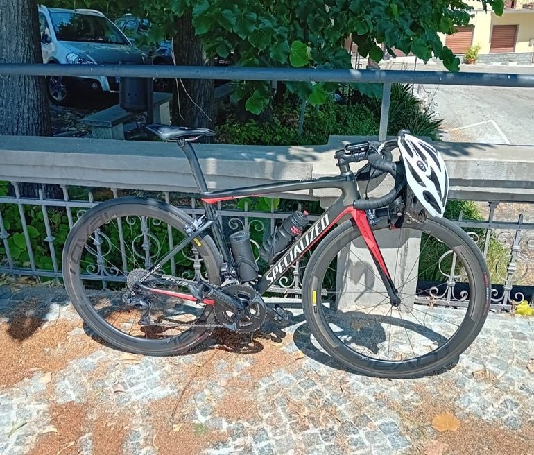 Used Specialized Men's Tarmac Pro 2018 2018 Road & Gravel, Schwarz — image 1 of 16