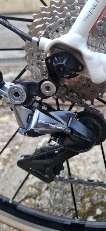 Used Cannondale CAAD12 Shimano Dura Ace 2017 Road & Gravel, White — image 9 of 9