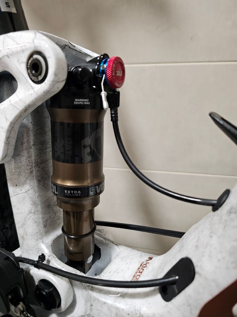Gebrauchtes Giant Anthem Shimano XTR 2024 Mountainbike, Schwarz — Bild 4 von 12