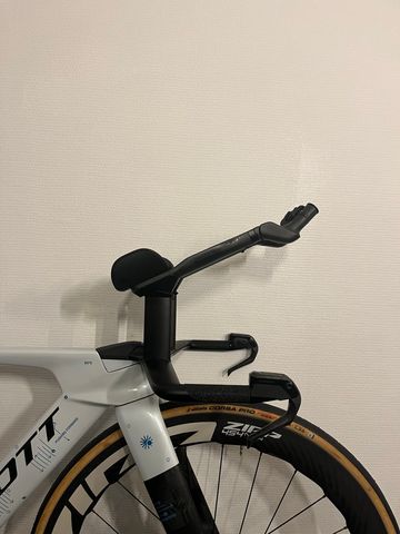 Used Scott Plasma SRAM Red eTap AXS 2026 Road & Gravel, White — image 3 of 10