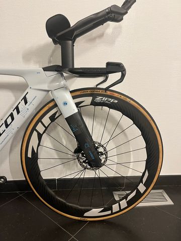 Used Scott Plasma SRAM Red eTap AXS 2026 Road & Gravel, White — image 4 of 10