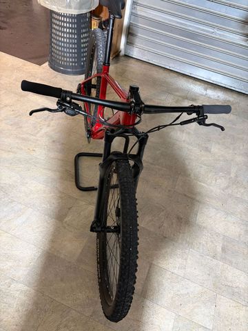 Used Megamo FACTORY 15 2024 2024 Mountainbike, Red, 29 — image 2 of 7